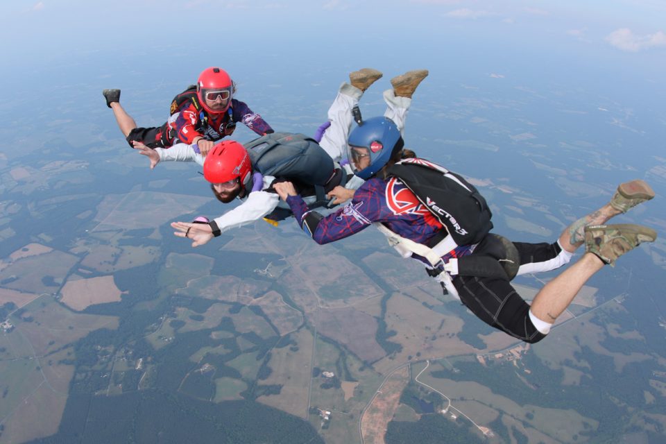 learn-to-skydive-student-with-drew-and-anthony