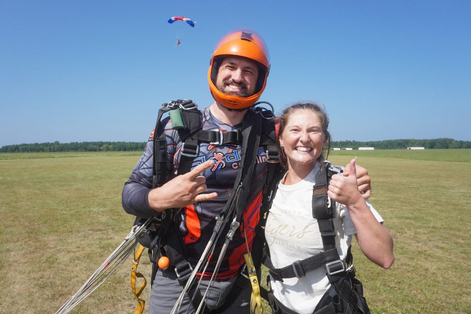 skydiving-charlotte-nc-tandem-student-and-eli