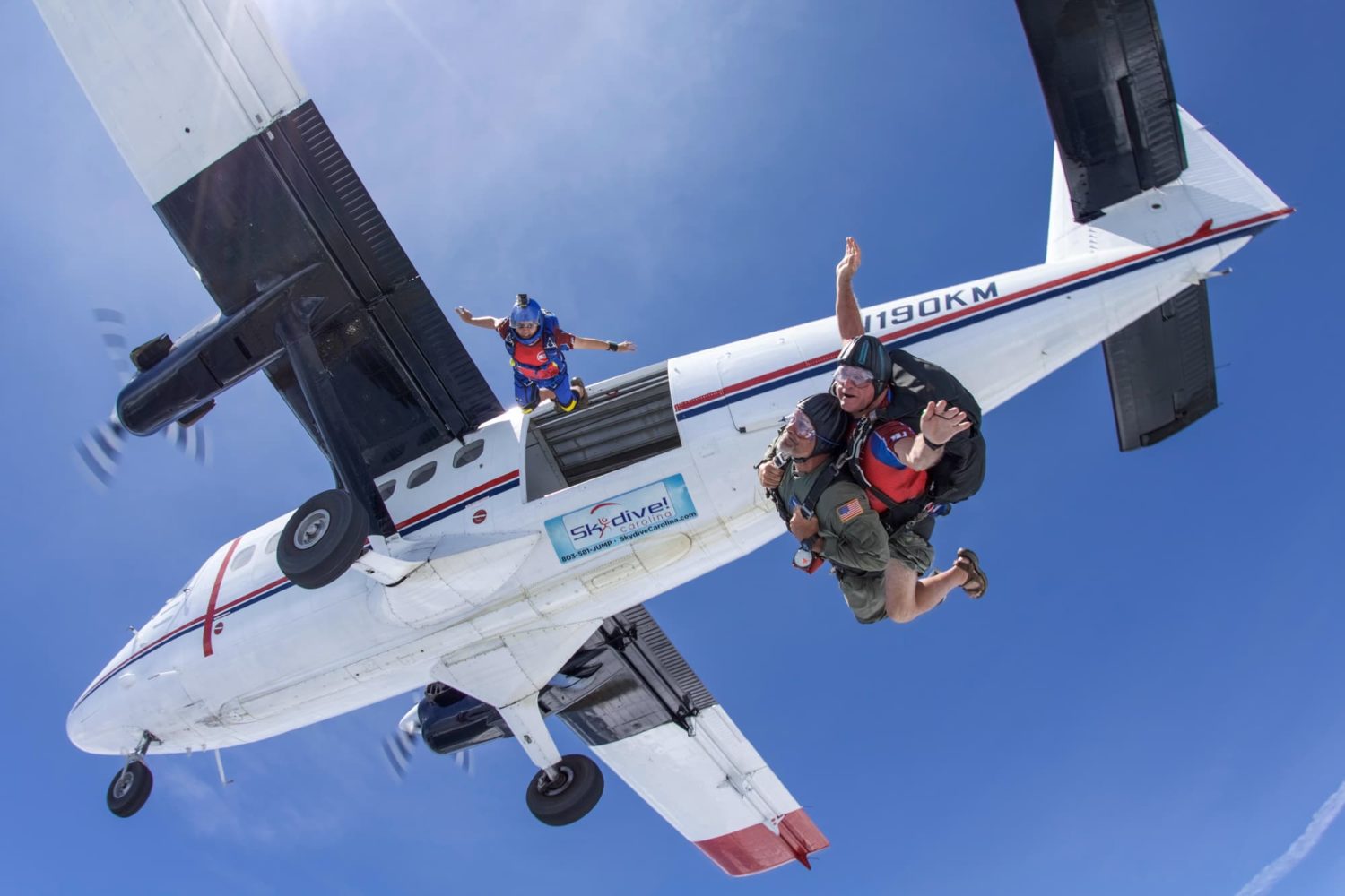 5-things-i-learned-about-myself-when-jumping-out-of-a-plane-messy-bun